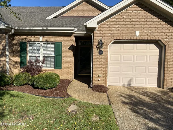 $1,825 | 411 Avenshire Court, Leland, NC 28479