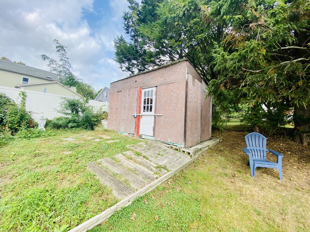 5 Tennyson Street Worcester, MA 01610 - Photo 29 of 31