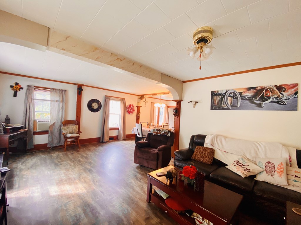 5 Tennyson Street Worcester, MA 01610 - Photo 6 of 31