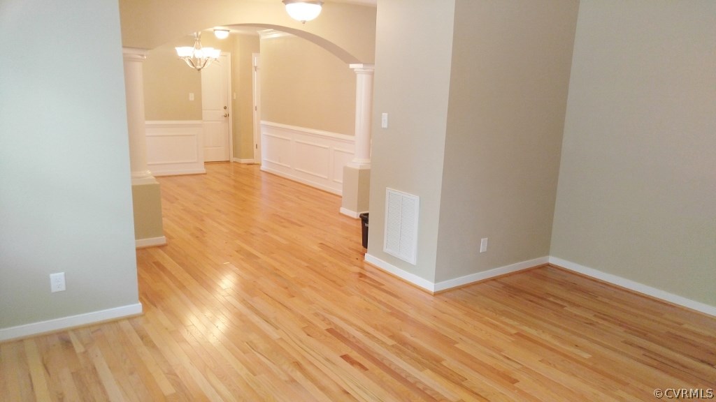 6200 Round Rock Road Chesterfield, VA 23838 - Photo 4 of 37 Living room looking into dining room
