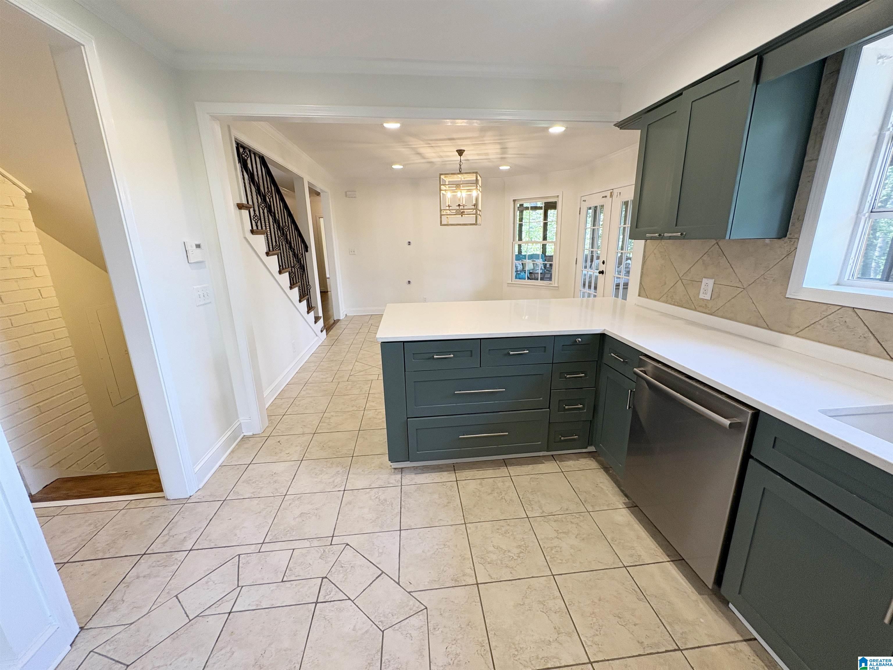 1624 Ridge Road Birmingham, AL 35209 - Photo 11 of 60