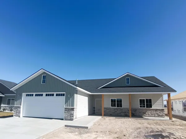 $399,000 | 2419 Lotus Avenue, Burley, ID 83318