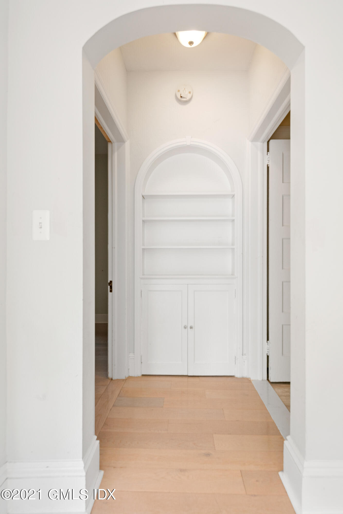 14 Byram Shore Road Greenwich, CT 06830 - Photo 14 of 47 a view of an empty room