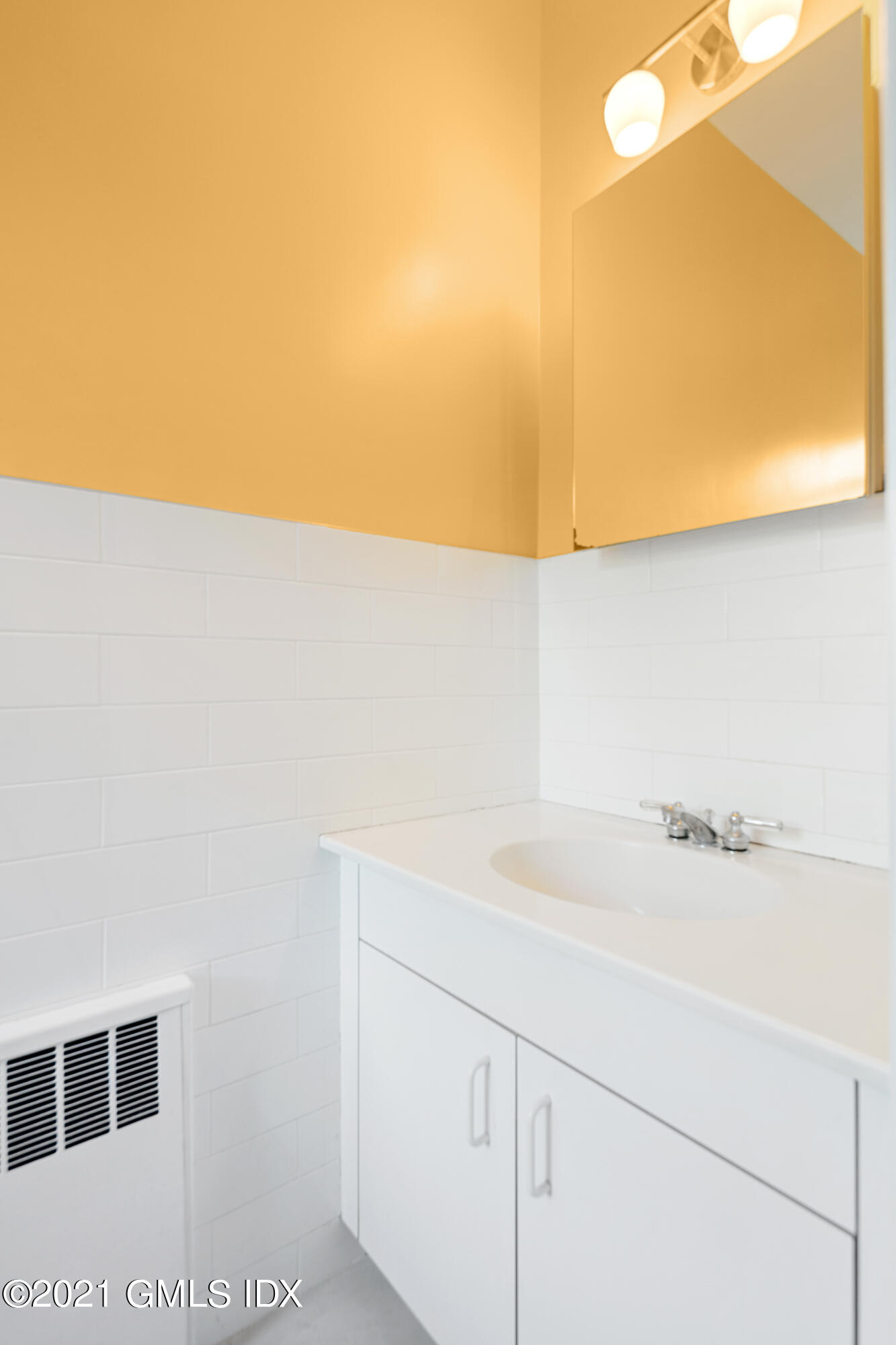 14 Byram Shore Road Greenwich, CT 06830 - Photo 21 of 47 a close up of a sink