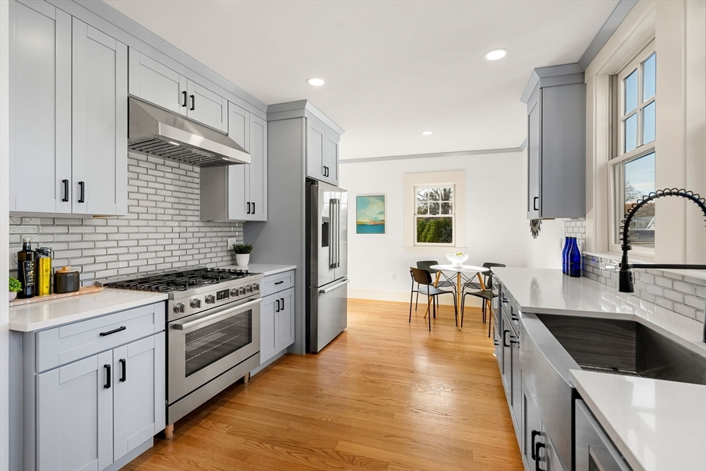 23 Ward Street Woburn, MA 01801 - Photo 17 of 41