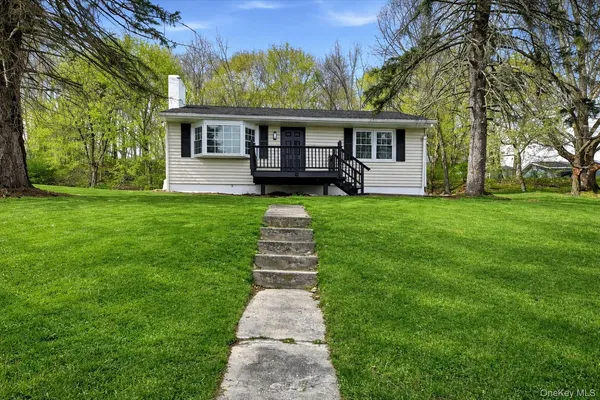 $375,000 | 68 Hillcrest Drive, Poughkeepsie, NY 12603