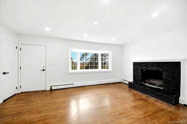 $375,000 | 68 Hillcrest Drive, Poughkeepsie, NY 12603
