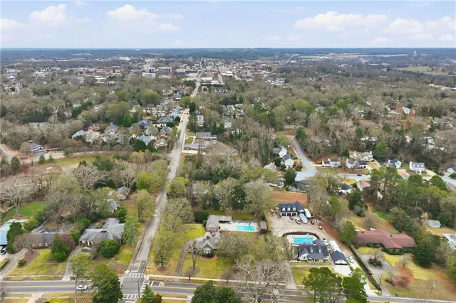 $1,575,000 | 511 Dixon Drive, Gainesville, GA 30501