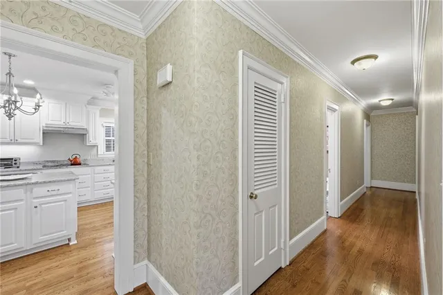 $1,575,000 | 511 Dixon Drive, Gainesville, GA 30501