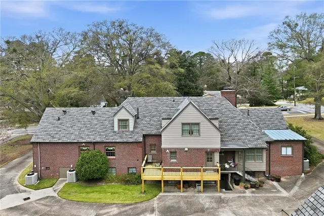 $1,575,000 | 511 Dixon Drive, Gainesville, GA 30501