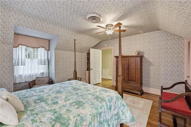 $1,575,000 | 511 Dixon Drive, Gainesville, GA 30501