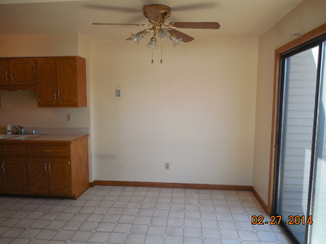 774 Lake Road New Lenox, IL 60451 - Photo 5 of 14 a view of workspace with cabinets