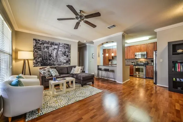 $1,900 | 1711 Old Spanish Trail, Unit 409, Houston, TX 77054