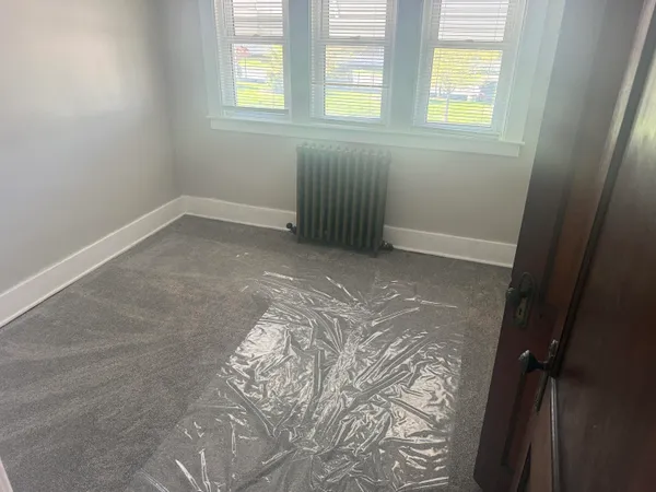 $2,200 | 22713 Lanse Street, St. Clair Shores, MI 48081