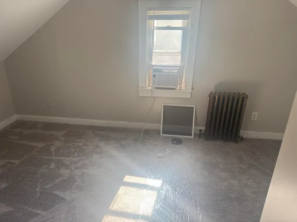 $2,200 | 22713 Lanse Street, St. Clair Shores, MI 48081