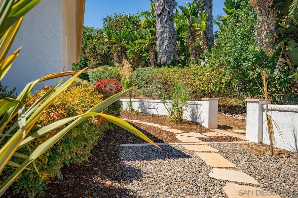 2860 Via Rancheros Way Fallbrook, CA 92028 - Photo 57 of 74