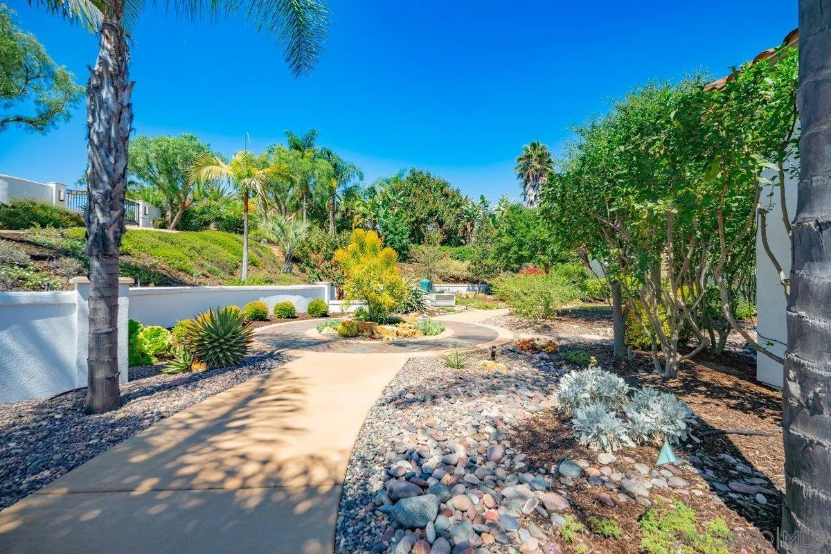 2860 Via Rancheros Way Fallbrook, CA 92028 - Photo 70 of 74