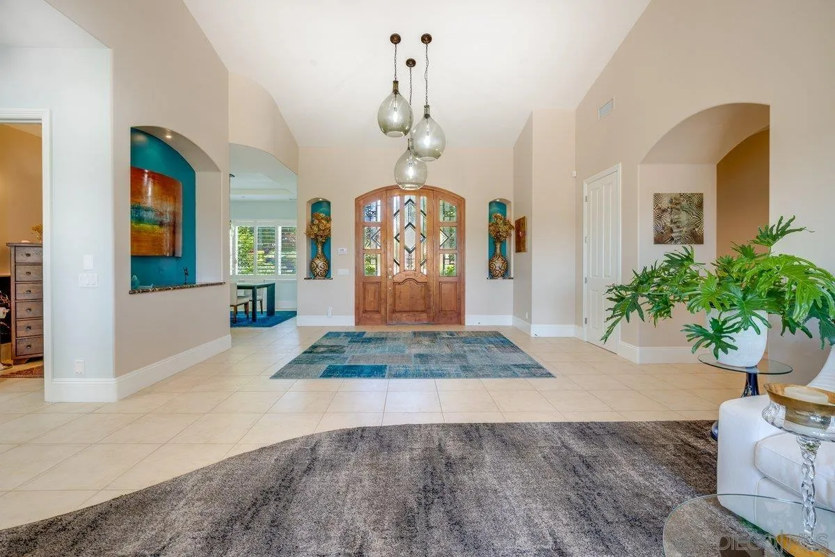 2860 Via Rancheros Way Fallbrook, CA 92028 - Photo 8 of 74