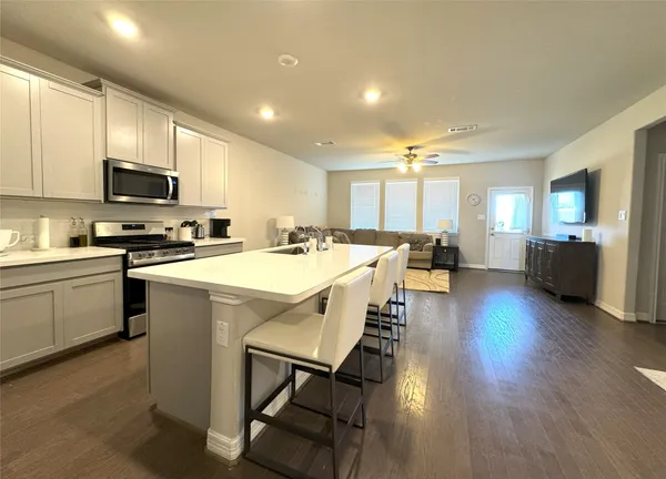 $2,000 | 26006 Steele Flower Drive, Richmond, TX 77406