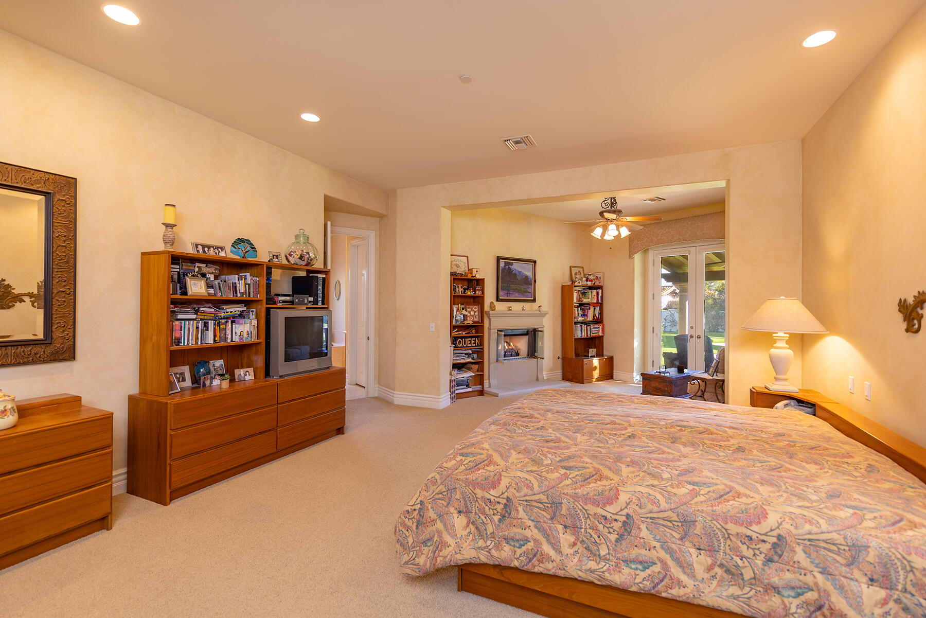 1000 Shokat Drive Ojai, CA 93023 - Photo 11 of 55 a large bedroom with bed and cabinets