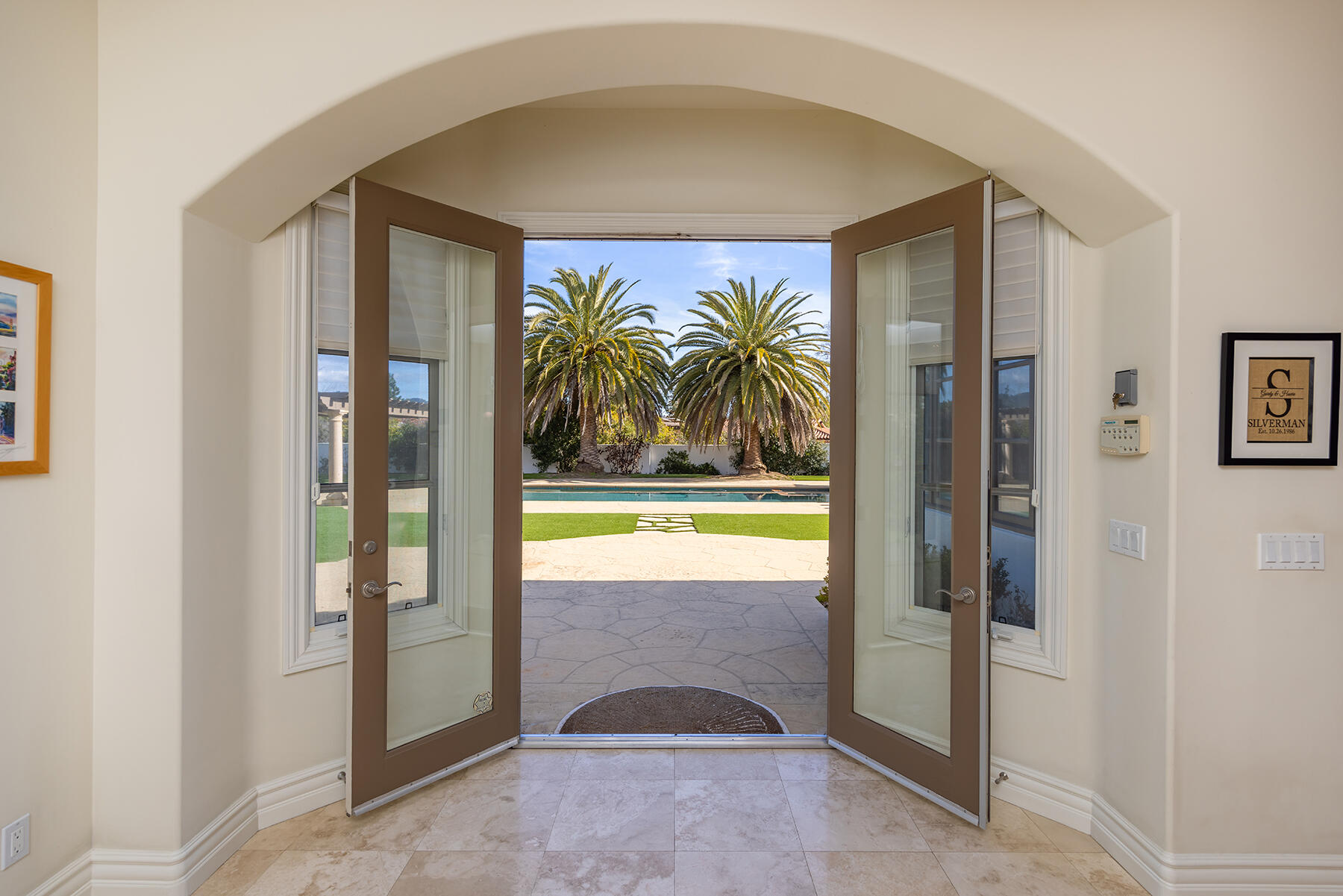 1000 Shokat Drive Ojai, CA 93023 - Photo 17 of 55 a view of swimming pool with window