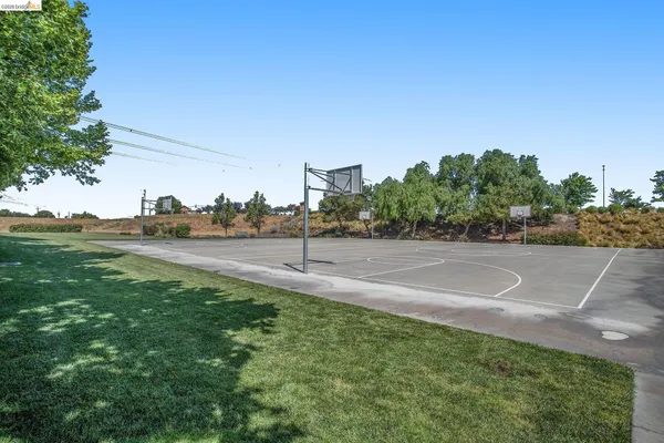 $725,000 | 618 Poplar Court, Oakley, CA 94561