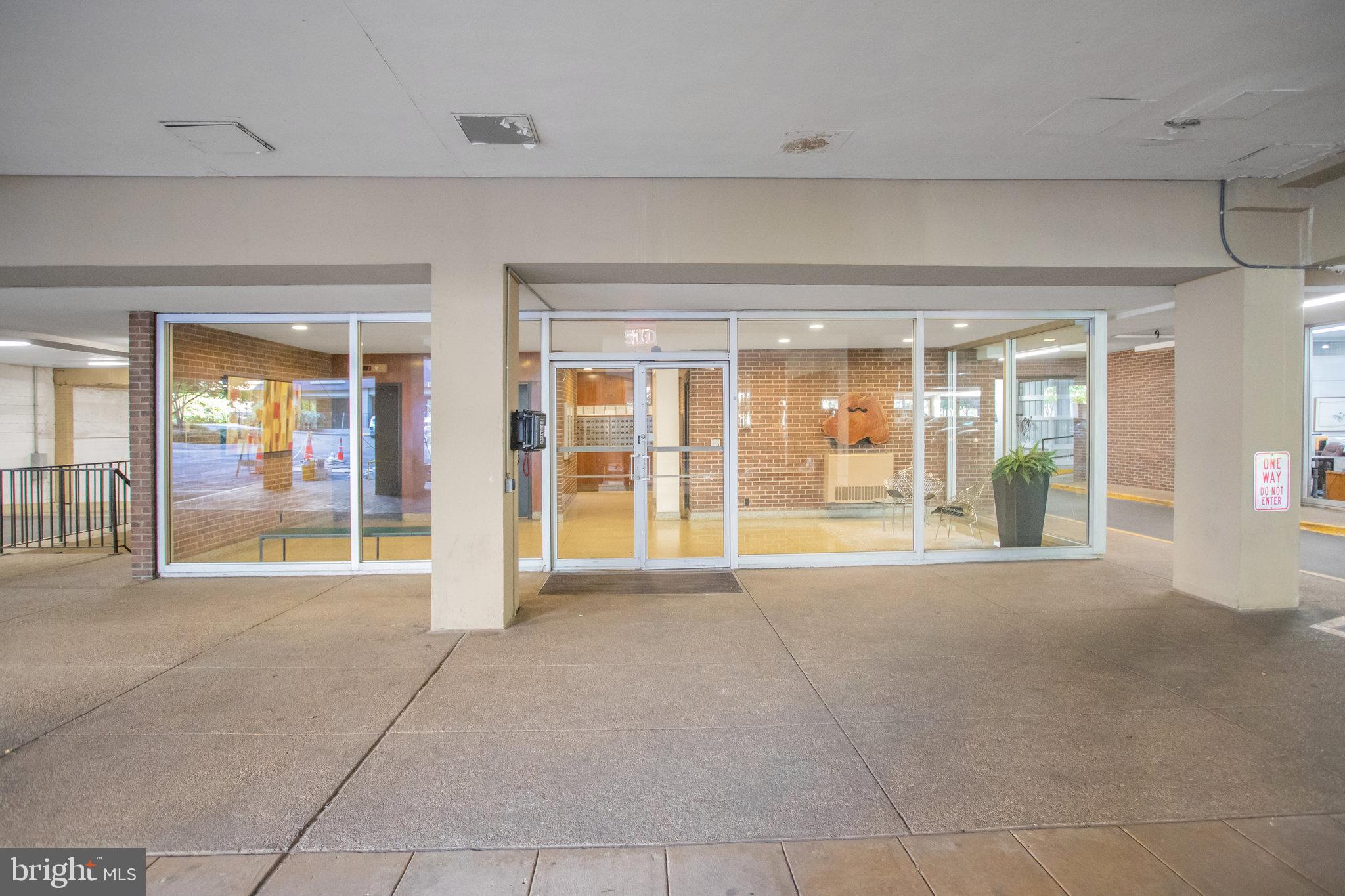 510 N Street Southwest, Unit N217 Washington, DC 20024 - Photo 15 of 16 a view of an empty room with glass door