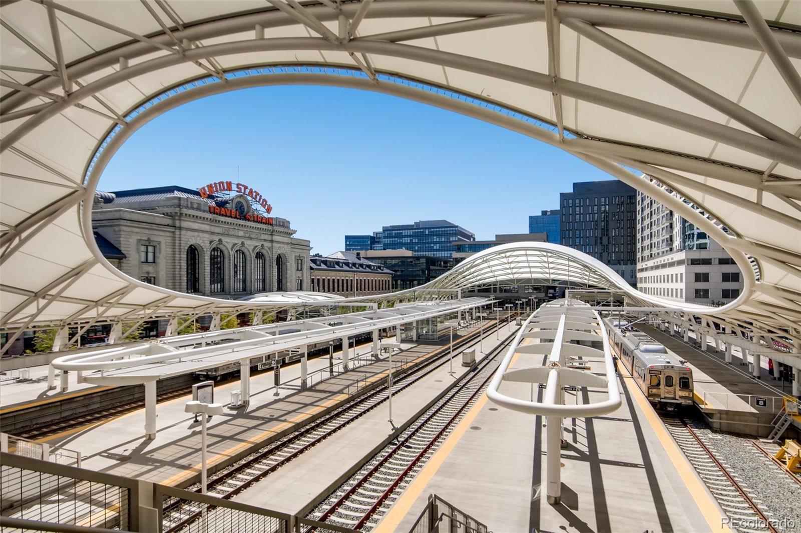 1449 Wynkoop Street, Unit 506 Denver, CO 80202 - Photo 35 of 39 a view of a balcony with stainless steel appliances