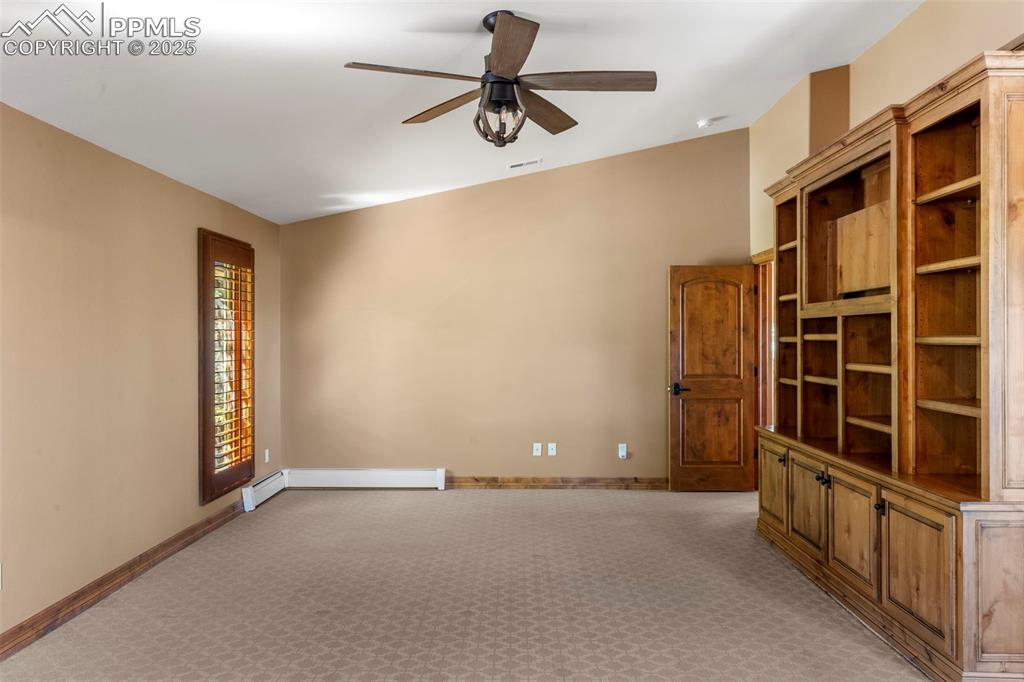 40 Upland Road Colorado Springs, CO 80906 - Photo 22 of 46 a view of an empty room