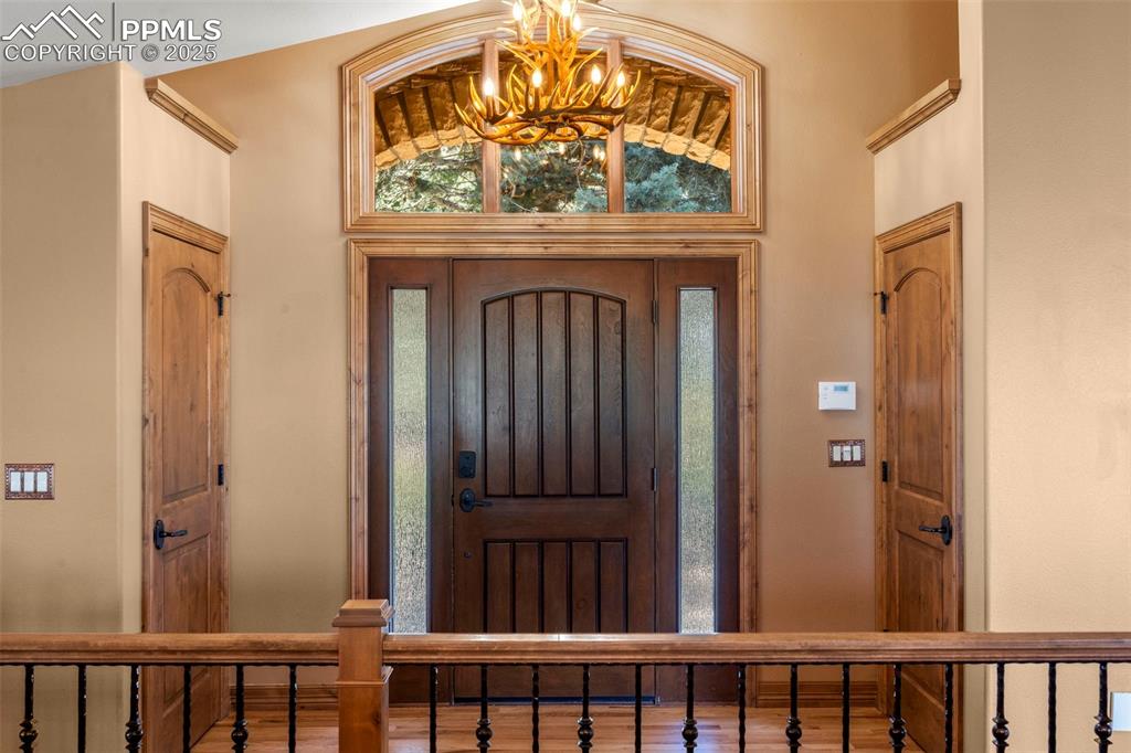 40 Upland Road Colorado Springs, CO 80906 - Photo 4 of 46 a view of front door