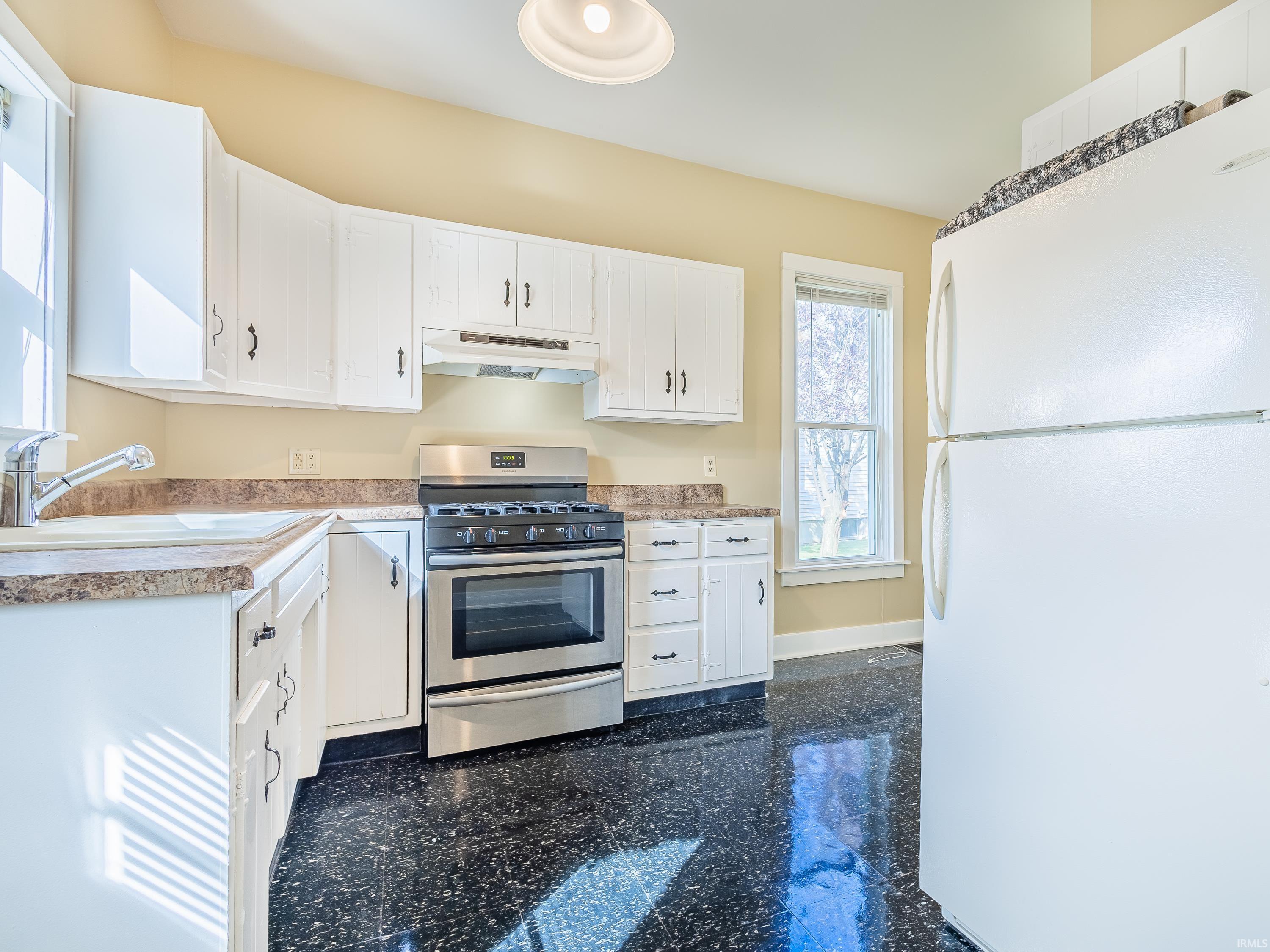 614 Wagner Street Fort Wayne, IN 46805 - Photo 12 of 21