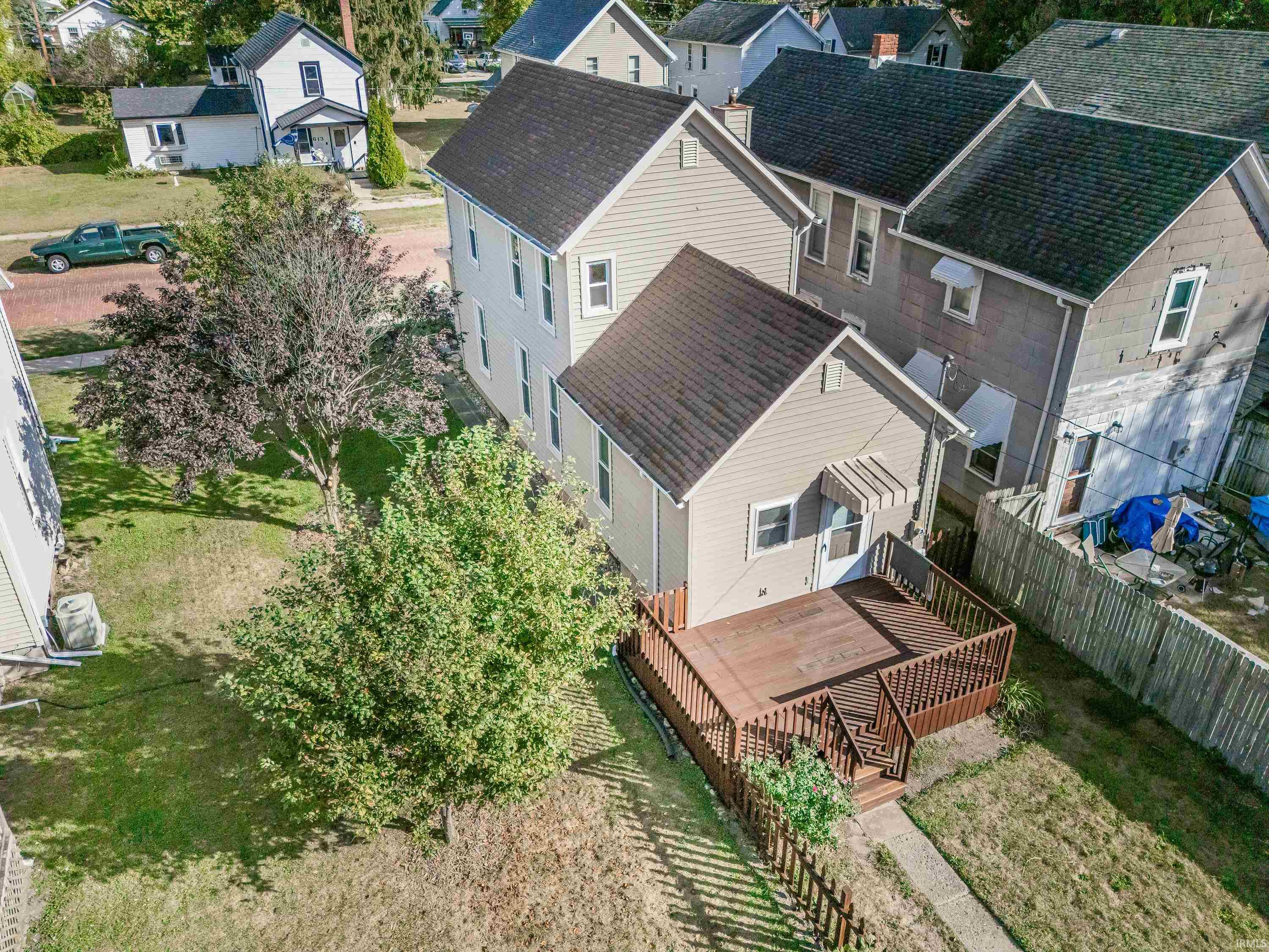 614 Wagner Street Fort Wayne, IN 46805 - Photo 2 of 21