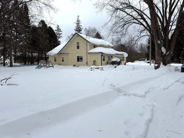$190,000 | N4915 State Street, Leopolis, WI 54948