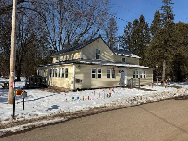$190,000 | N4915 State Street, Leopolis, WI 54948