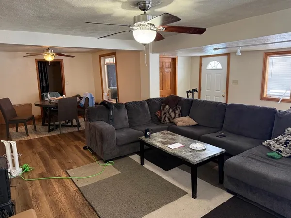 $190,000 | N4915 State Street, Leopolis, WI 54948