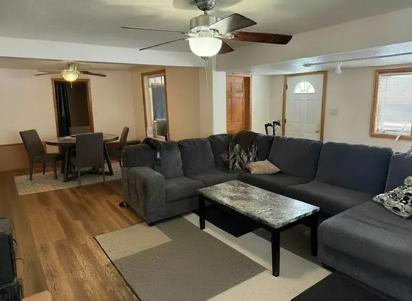 $190,000 | N4915 State Street, Leopolis, WI 54948