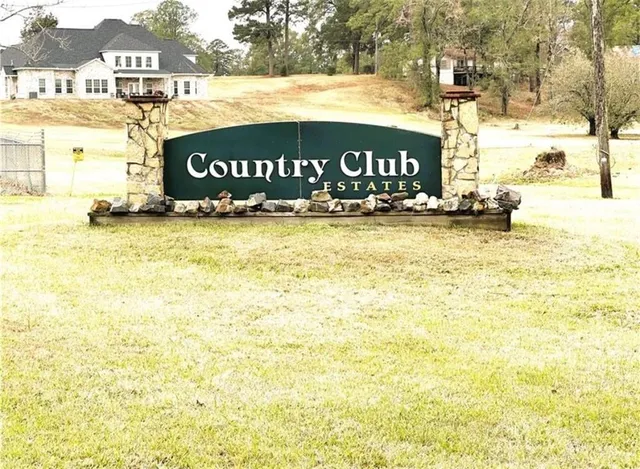 $39,900 | 103 Country Club Drive, Natchitoches, LA 71457
