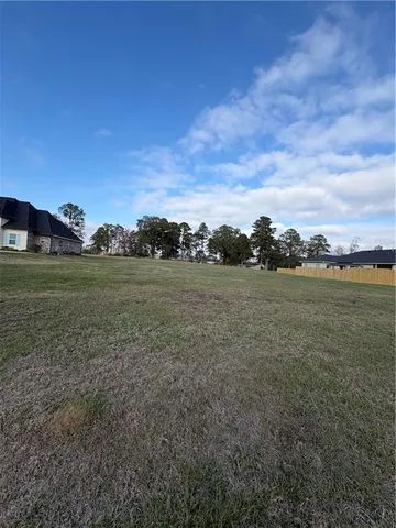 $39,900 | 103 Country Club Drive, Natchitoches, LA 71457