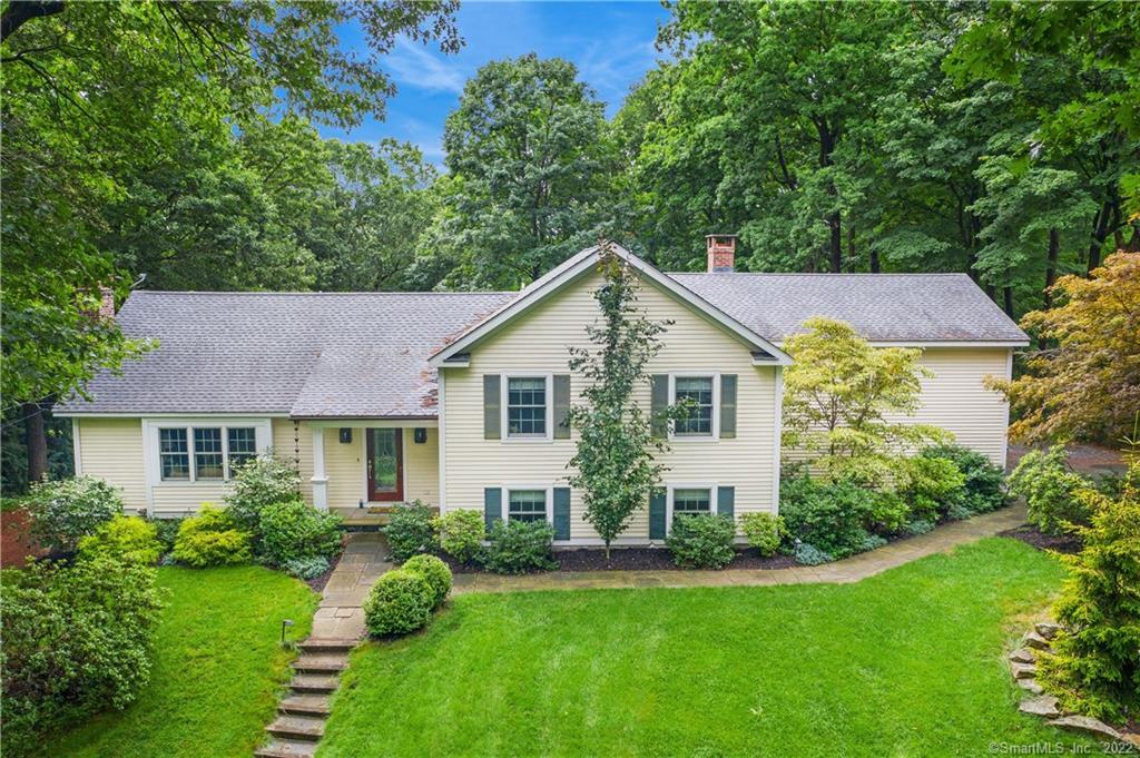 104 Standish Drive Ridgefield, CT 06877 - Photo 1 of 1 Gallery Image 1