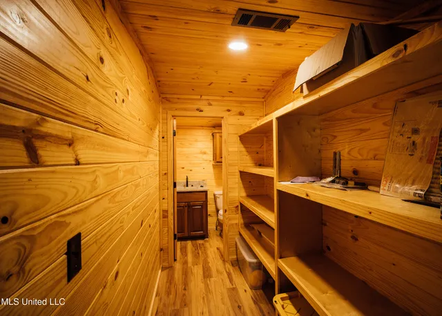 $4,995,000 | Old River Road, Vicksburg, MS 39183