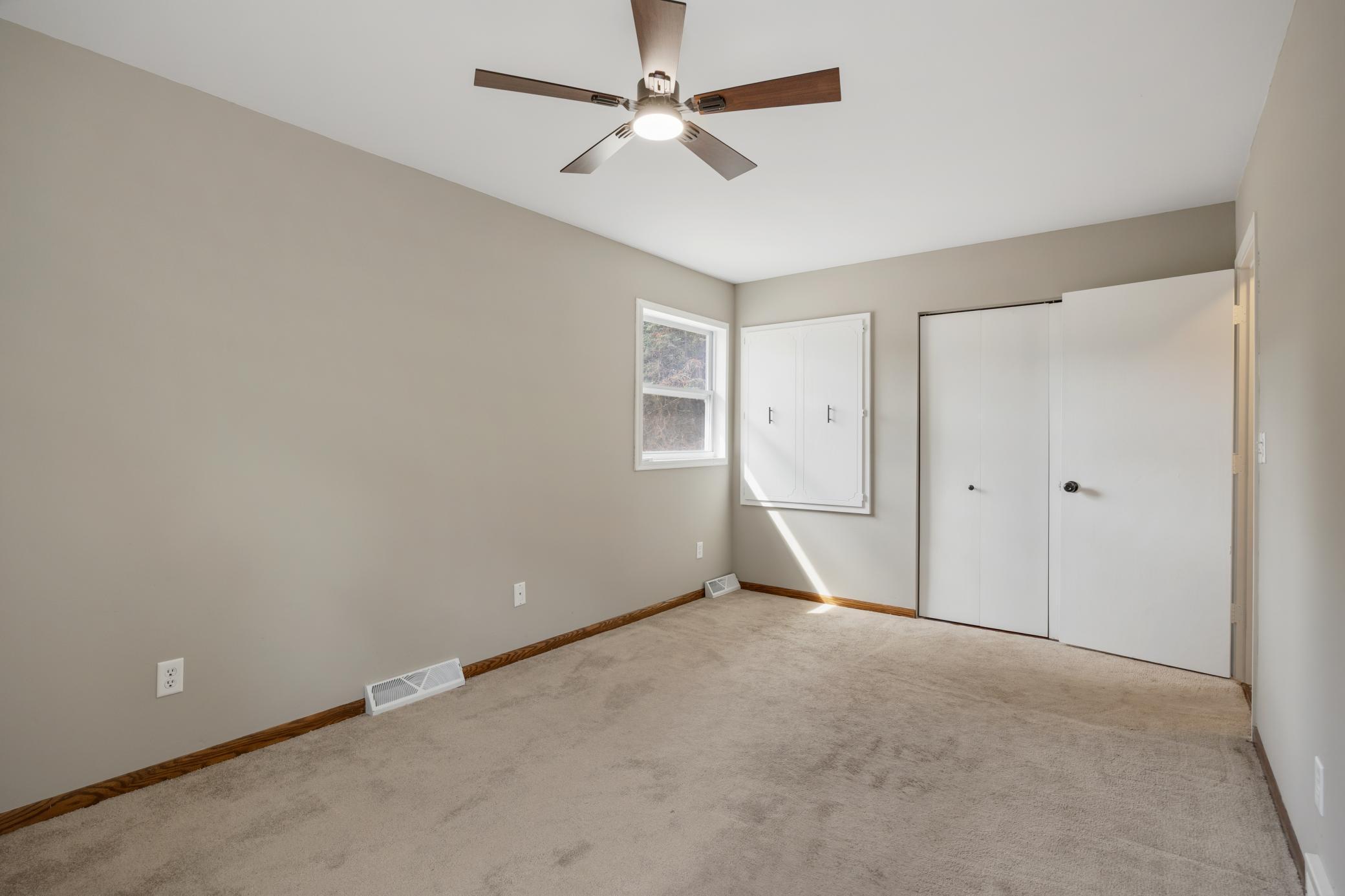 965 Evergreen Trail Circle Pines, MN 55014 - Photo 5 of 28