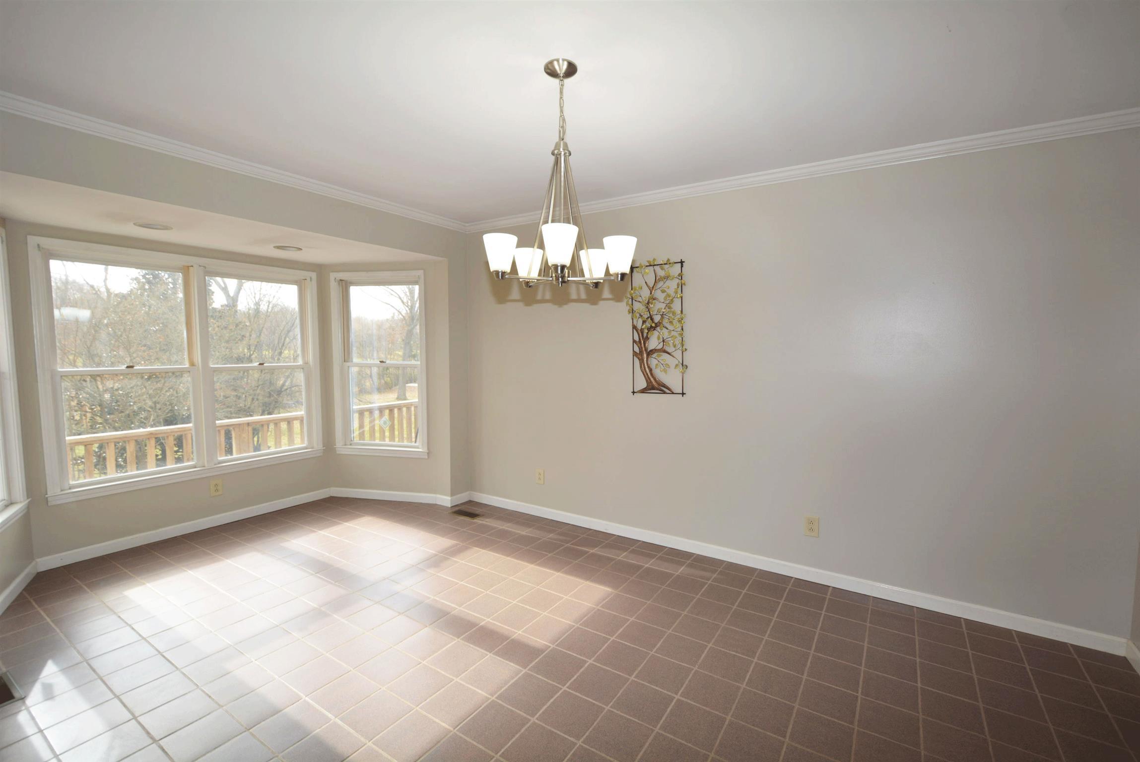 2790 Trough Springs Road Clarksville, TN 37043 - Photo 11 of 30 Large dining room