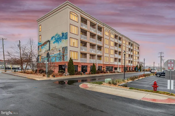 $1,995 | 100 Taylor Street, Unit 505, Colonial Beach, VA 22443