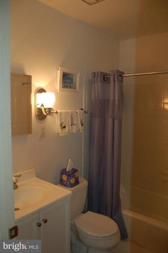 3704 Briars Road Olney, MD 20832 - Photo 11 of 17 Bath #1