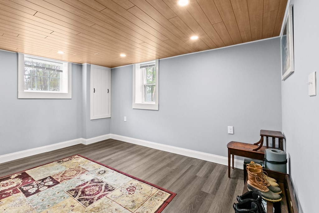 55 Dufton Road Andover, MA 01810 - Photo 18 of 24 Gallery Image 18