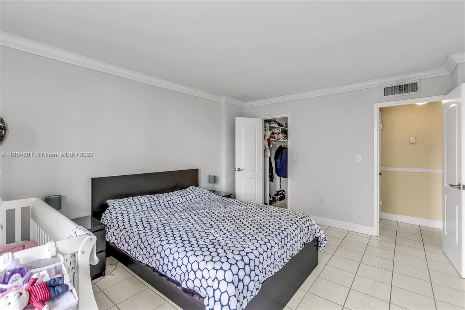 150 Southeast 25th Road, Unit 5D Miami, FL 33129 - Photo 17 of 22 Gallery Image 17