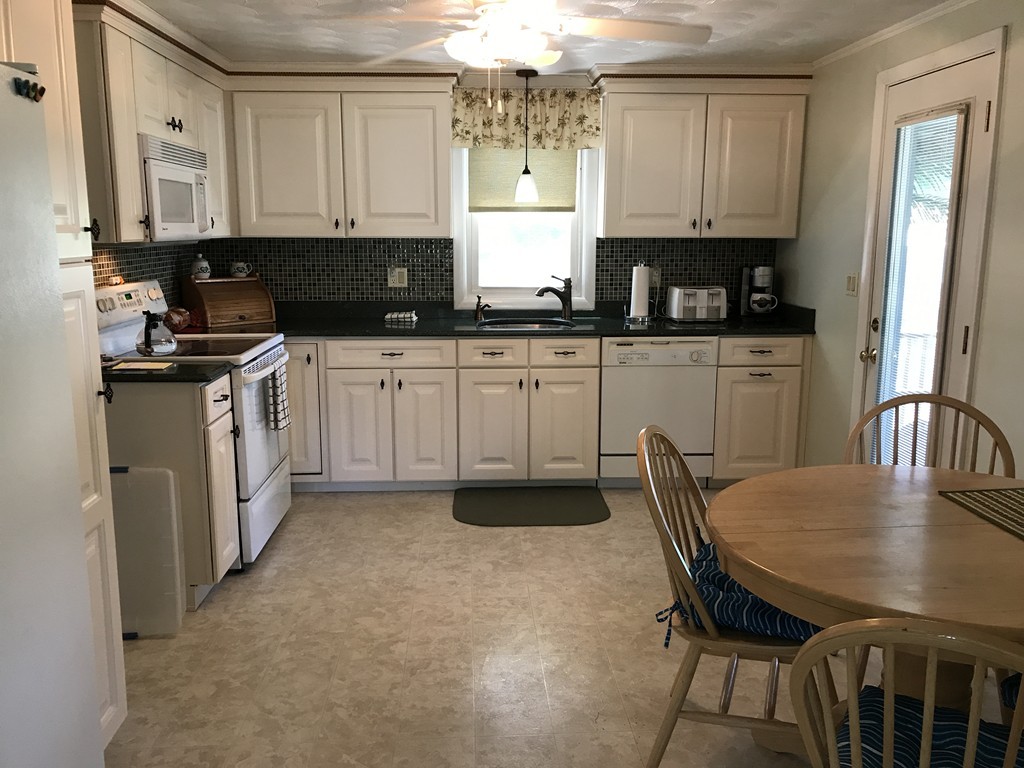 29 Alder Road Norton, MA 02766 - Photo 2 of 12