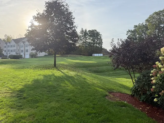 $2,600 | 8 Intervale Court, Unit B, Hudson, NH 03051