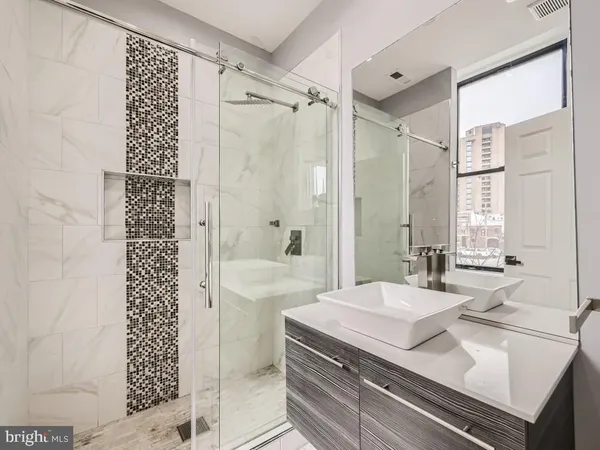 $3,000 | 1007 North Charles Street, Unit 2, Baltimore, MD 21202