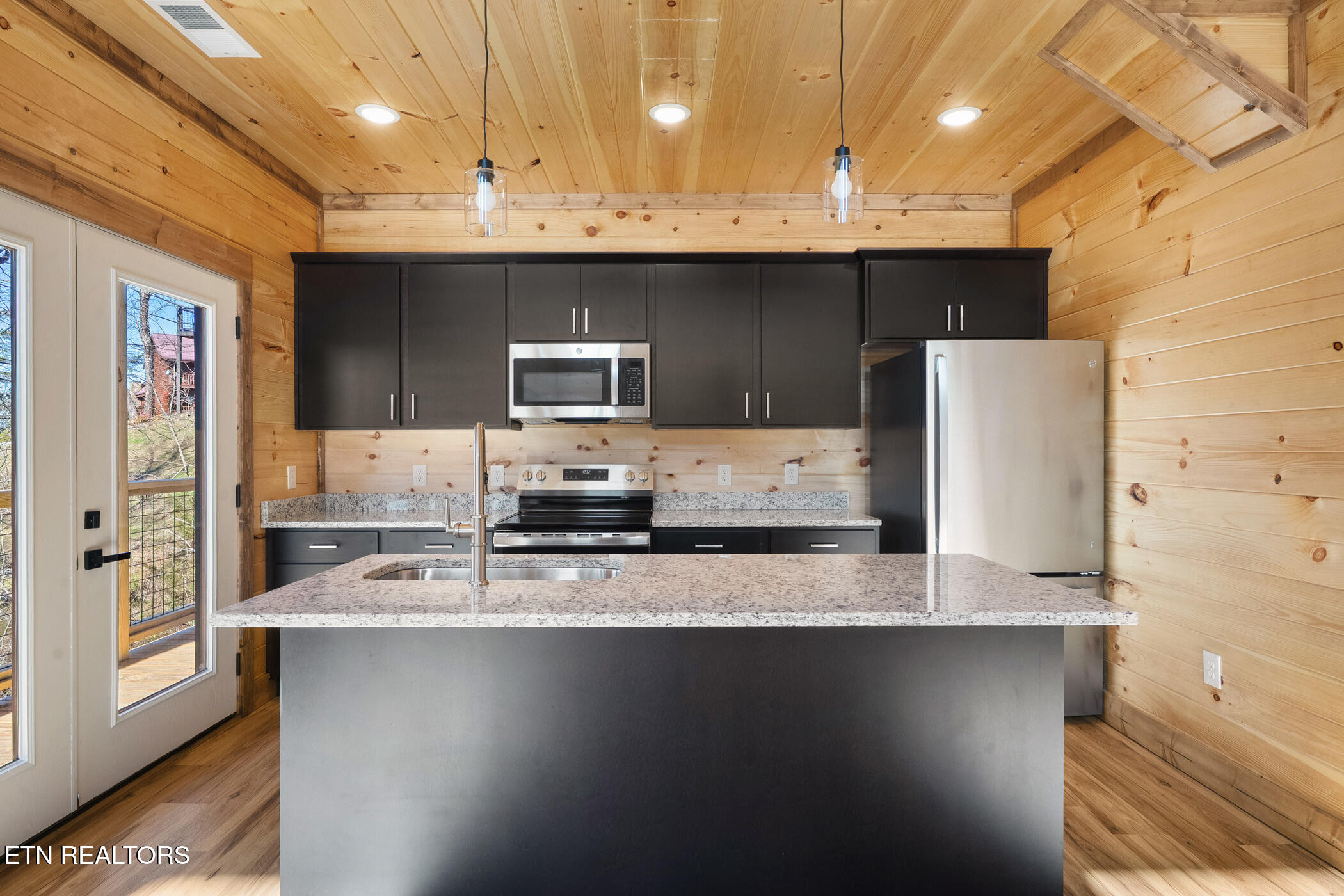 1568 Rainbow Ridge Way Sevierville, TN 37862 - Photo 14 of 52 dsc07984